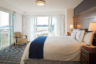 Newport & Hotel