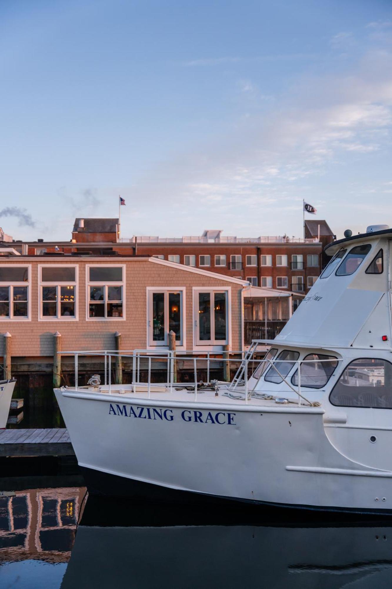Newport & Hotel 3*