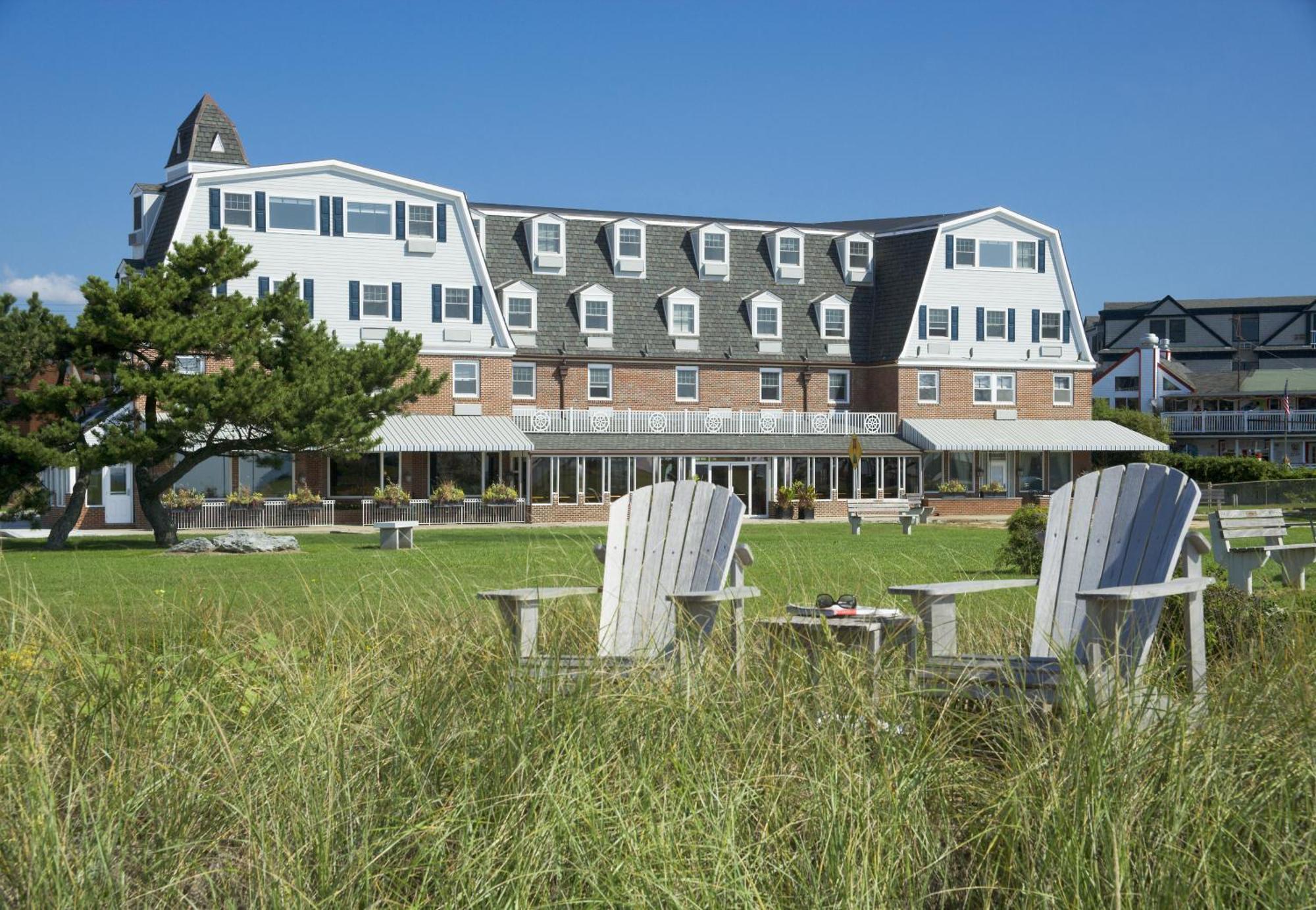 Hotel Newport & 3*